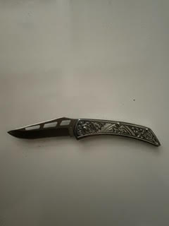 FURY NON-LOCKING Knife (USED)