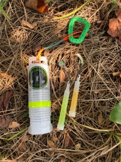 TagLocker 1.5 Inch with Bright Green Carabiner