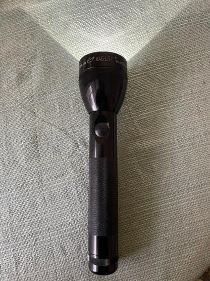 MAG-LITE Flashlight (USED)